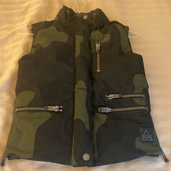 SOS Black Snow Woman’s Goose Down Puffer Ski Vest in Camouflage Print. Size XS. - Picture 3 of 11